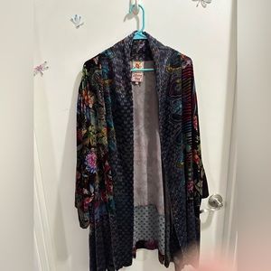 Mid-thigh length, duster/kimono, multi-color